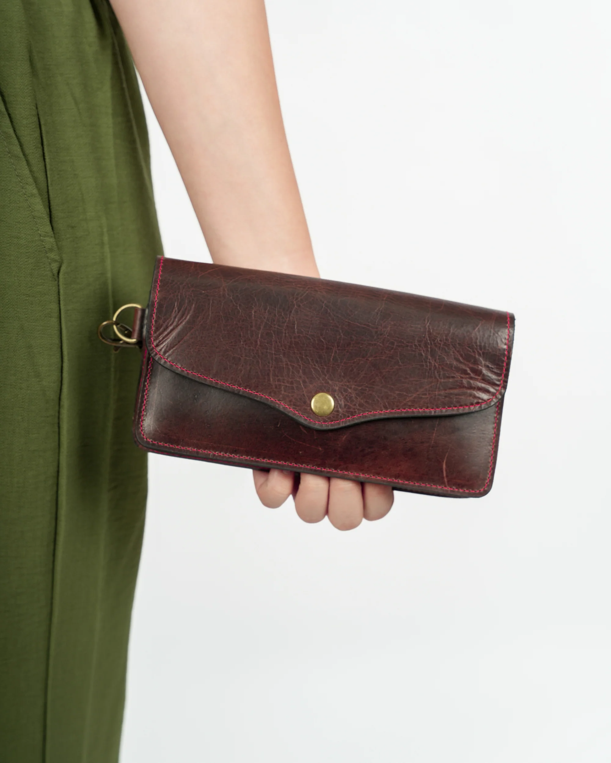 Sumud Juzdan Leather Clutch - Image 3