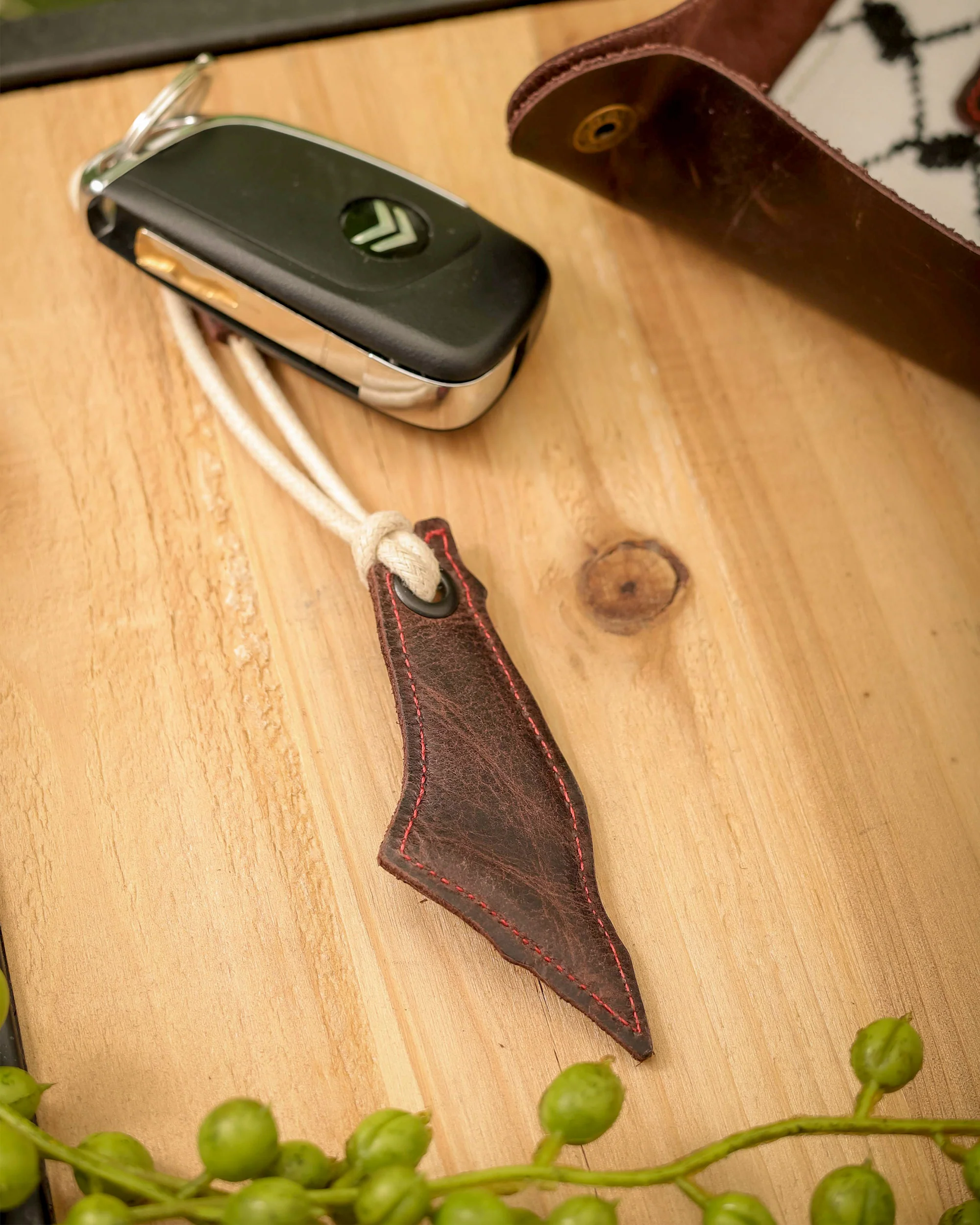 Sumud Watan Leather Keychain - Image 4